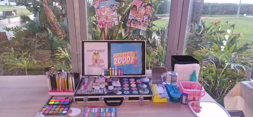 Glitter Bar Maletín Retro Maletín retro de maquillaje de fantasía y tocador estético de glitter bar back to the 2000s